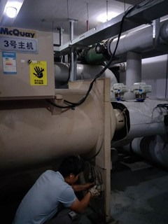 常熟地區(qū)中央空調(diào)維修保養(yǎng)指南 聚焦開利風(fēng)冷模塊冷水機(jī)組與制冷設(shè)備